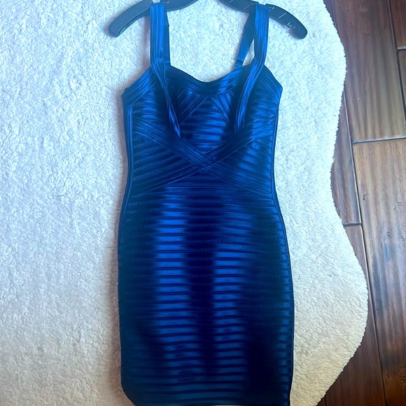 BCBG Max Azria bodycon mini dress, size 0 - Picture 1 of 4